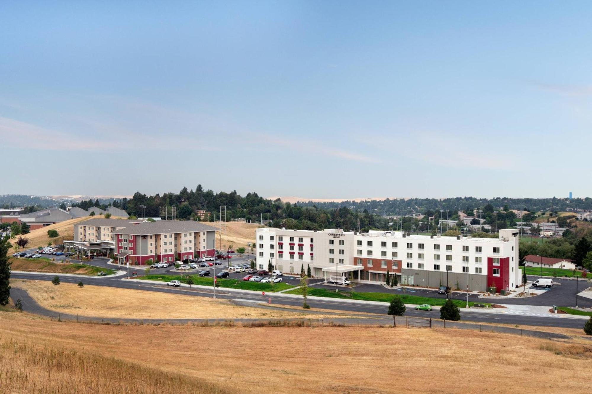 Hotel Courtyard By Marriott Pullman Zewnętrze zdjęcie